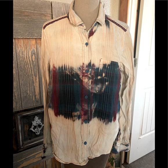 Bleached Flannel Top - Picture 2 of 11